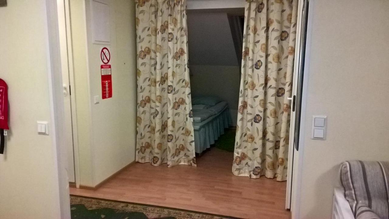 Marent Apartments Сало Экстерьер фото